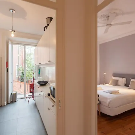 Flh Mouros Spacious * 리스본