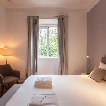 Flh Mouros Spacious 아파트