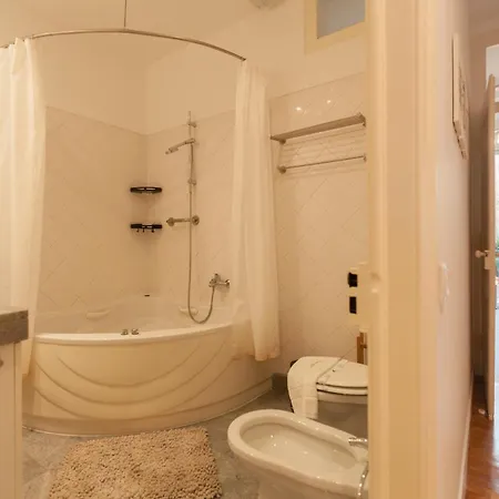 Flh Mouros Spacious Διαμέρισμα *